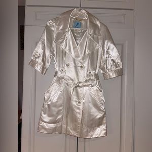 Marciano quarter sleeve white jacket